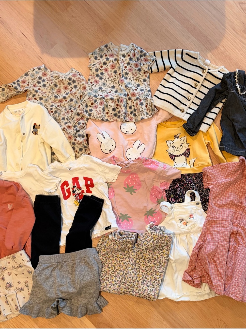 3-4T Toddler Girls Clothing Bundle - Floral, Pink, Yellow & Denim Pieces - Picture 3 of 3